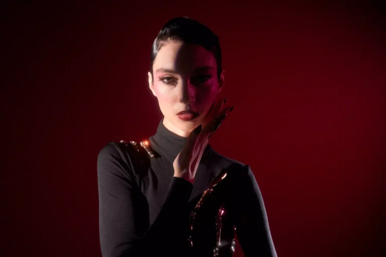 Halloweenowy make-up wyspa kobiet