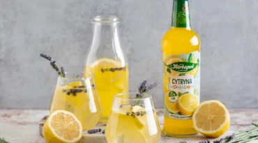 Smak lata w Twojej szklance! Syropy Herbapolu - prosty sposób na pyszne nawodnienie każdego dnia wyspa kobiet