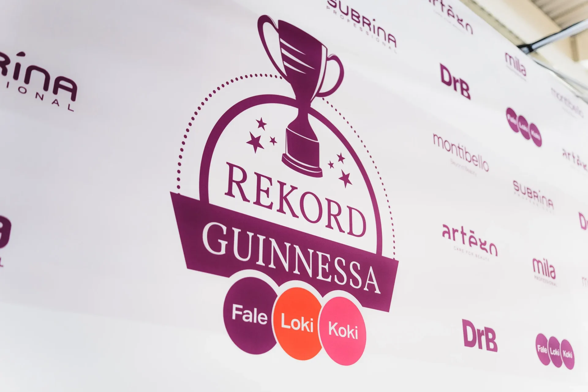 Nowy Rekord Guinnessa trafił do Polski! 243 koloryzacje w ciągu 8 godzin