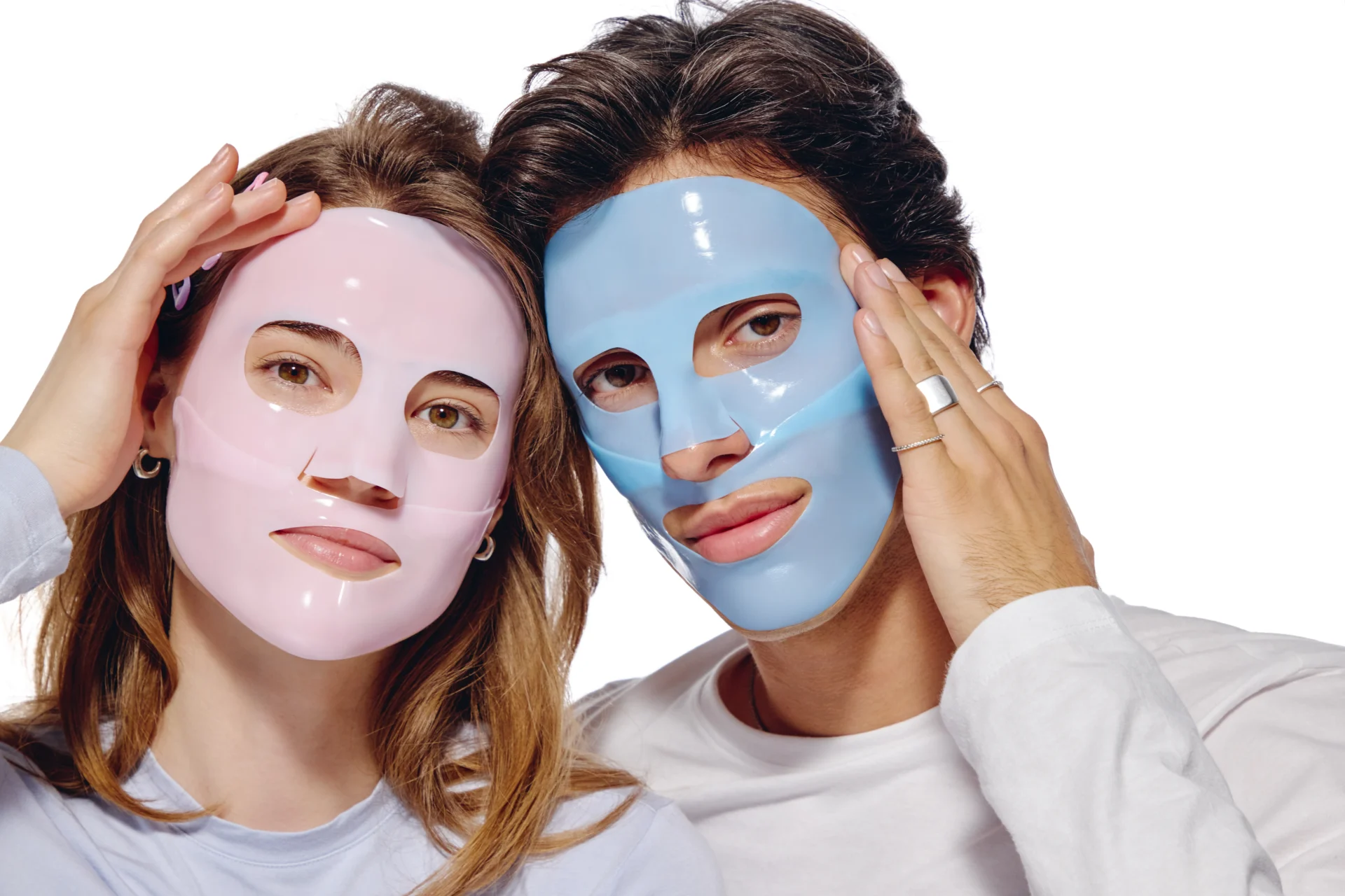 Wakacyjny reset i pielęgnacyjna rewolucja z TikToka. Skin Snap wprowadza hydrożelowe maski zmieniające kolor