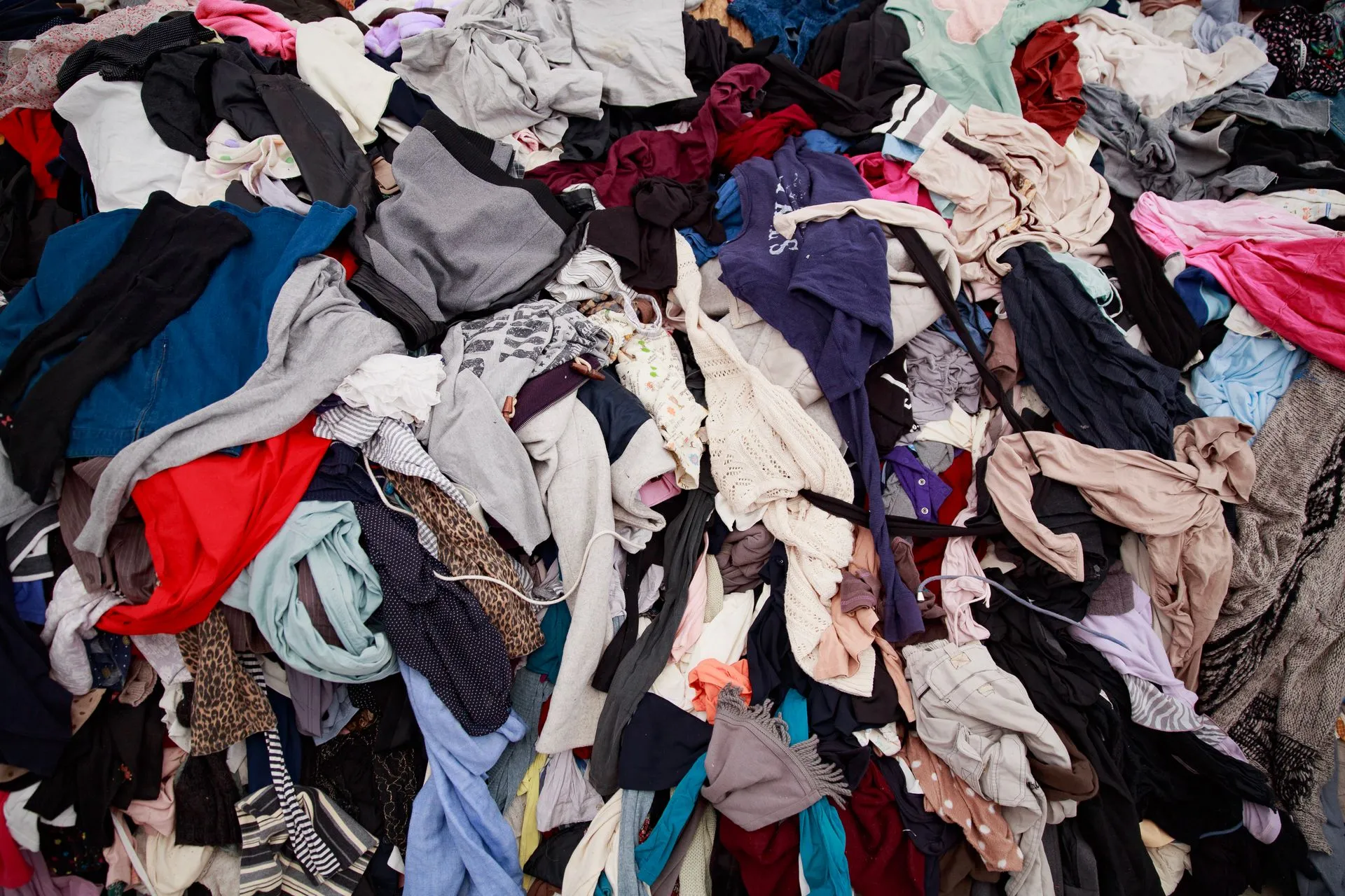 Moda produkuje za dużo. Czy zakaz niszczenia niesprzedanych ubrań coś zmieni?